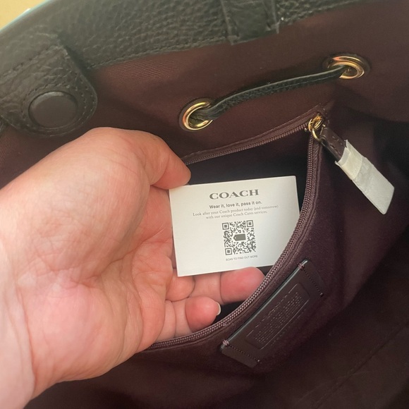 Coach Andy Tote - Picture 5 of 8